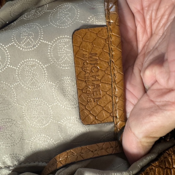 Michael Kors Jet Set Travel Tote – Brown Python Embossed Leather - Picture 9 of 14